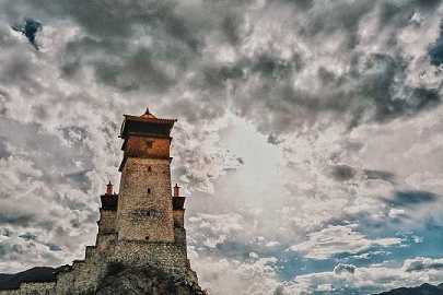 “口授传承”噶举派