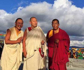 “口授传承”噶举派